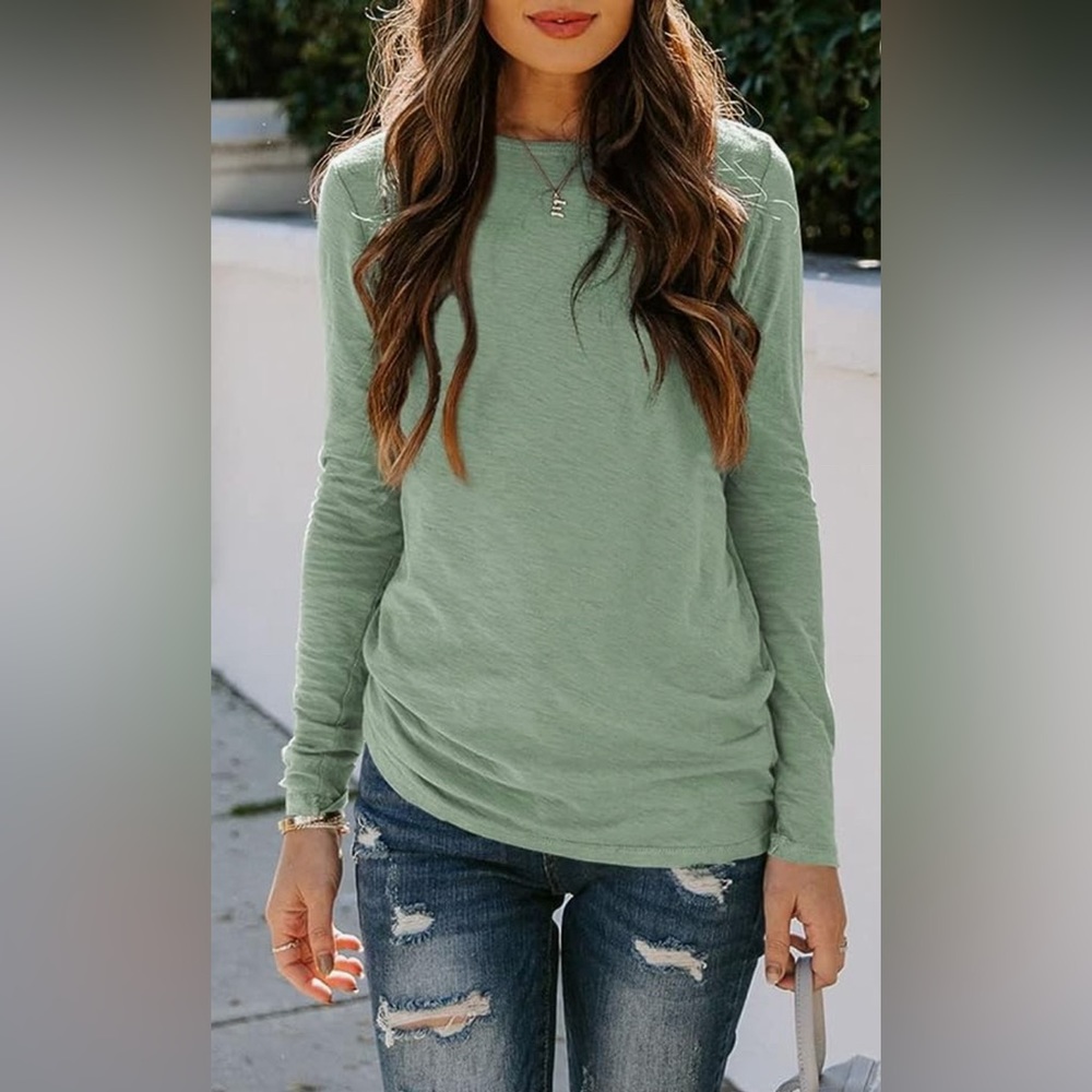 green long sleeve shirt